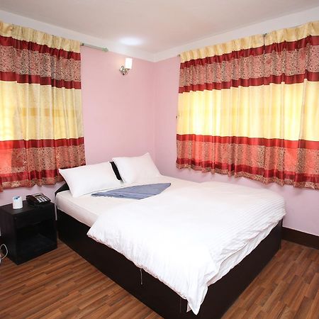 Mitra Garden Inn Káthmándú Exteriér fotografie