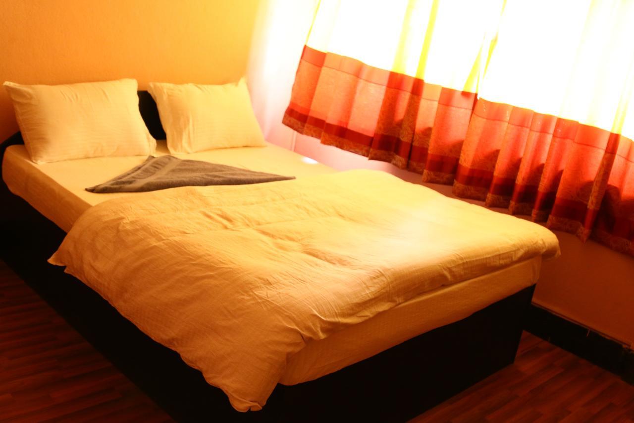 Mitra Garden Inn Káthmándú Exteriér fotografie